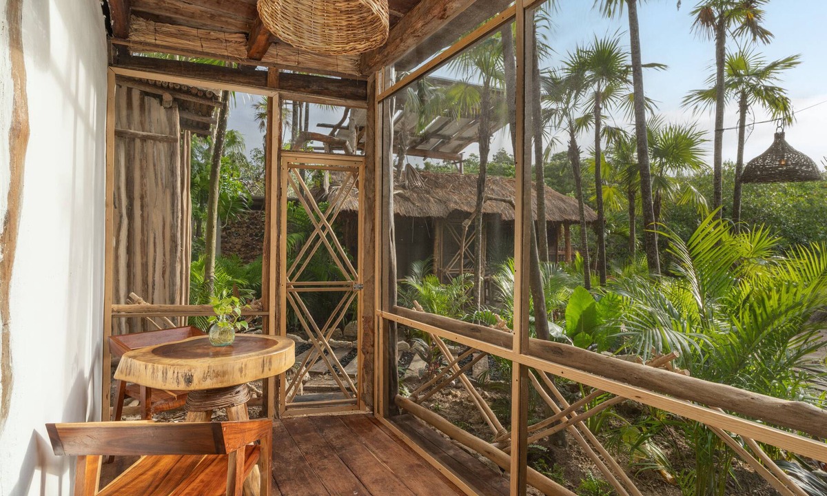 Zona Hotelera Cabin | Yaxchen Tulum Cabañas & Cenote