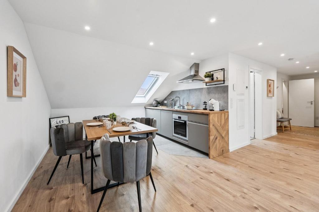 Herzogenaurach Apartment | Yello Homes - 4 Gäste - 2 Zimmer - Großartiger Blick