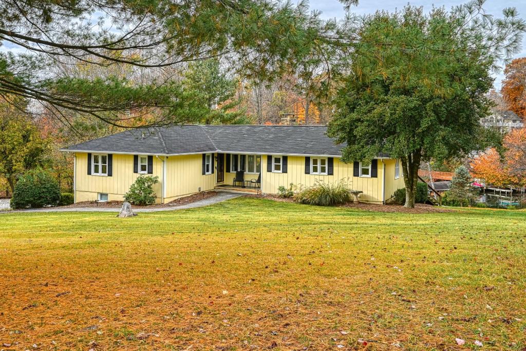 Moneta House | Yellow Fellow - Lake house with hot tub, waterfront deck, swimming cove & firepit