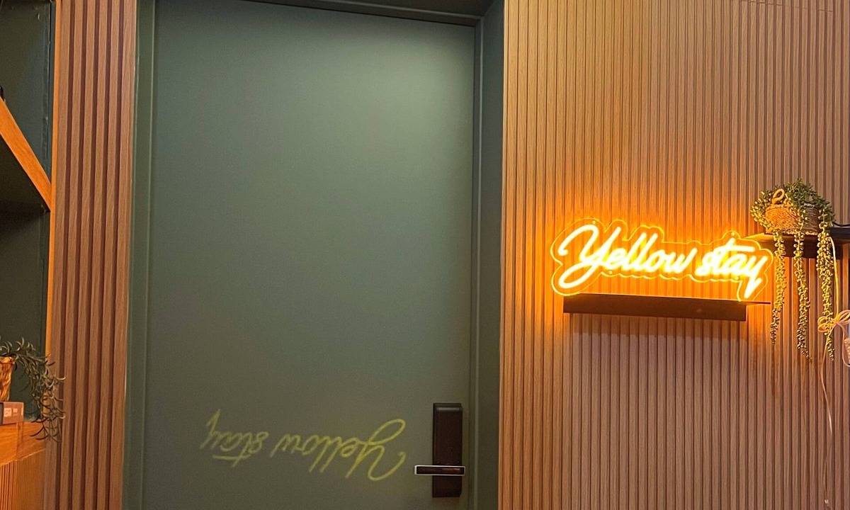 Bucheon Bed & Breakfast | Yellow stay