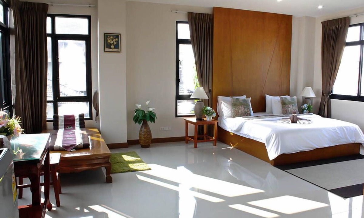 Chachoengsao Hotel | Yenjit Resort