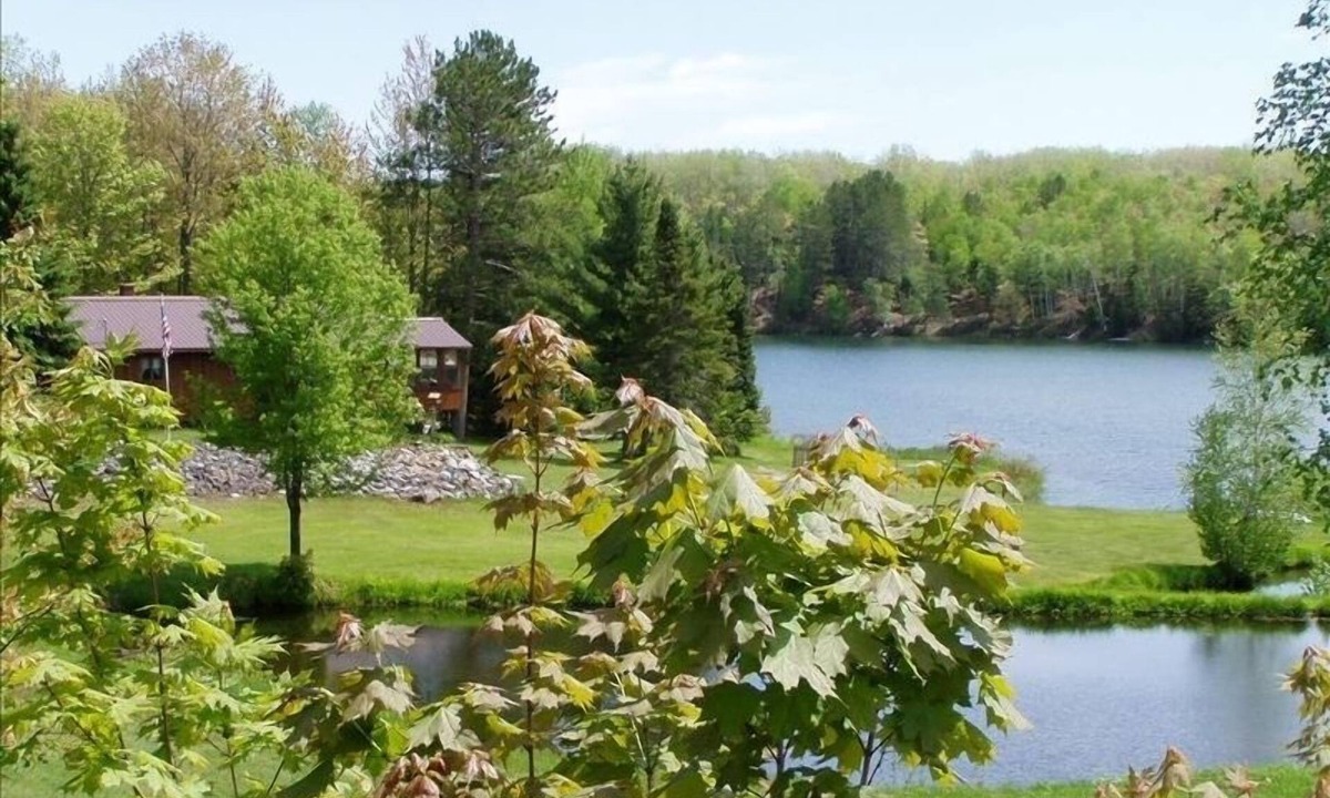 Upper Peninsula Michigan House | Yes - Spring is Springing!