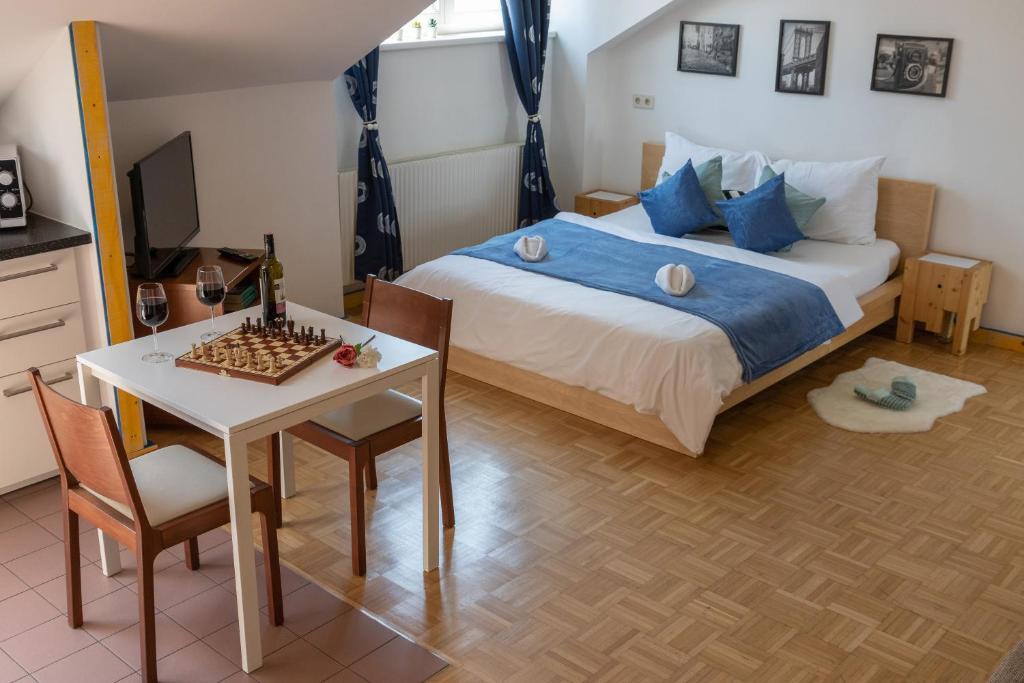 Favoriten Apartment | Yeshello Central Station Studio