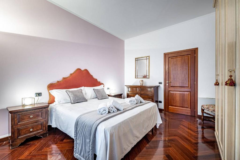 Lungarno del Tempio Apartment | YiD Elegant apt with garage