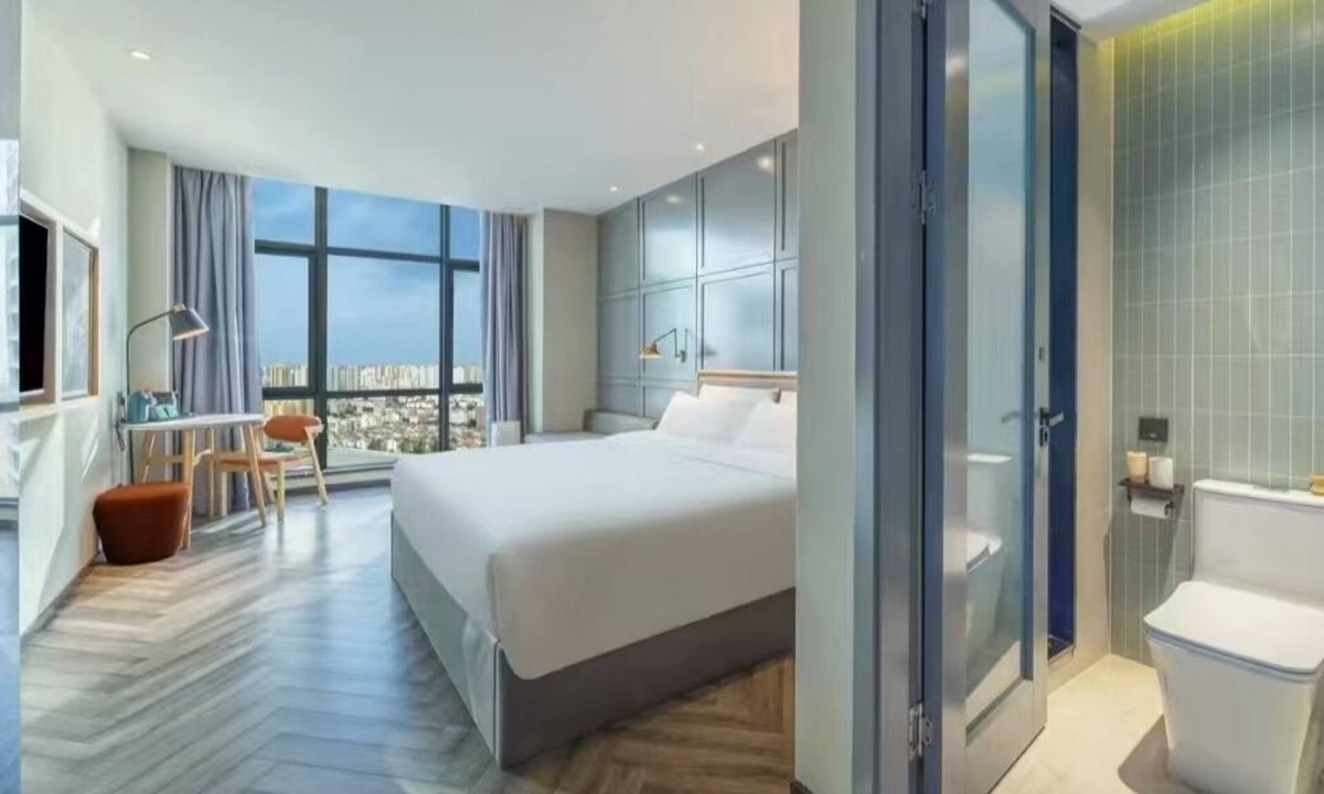 Donghu Qu Hotel | Yifeng hotel