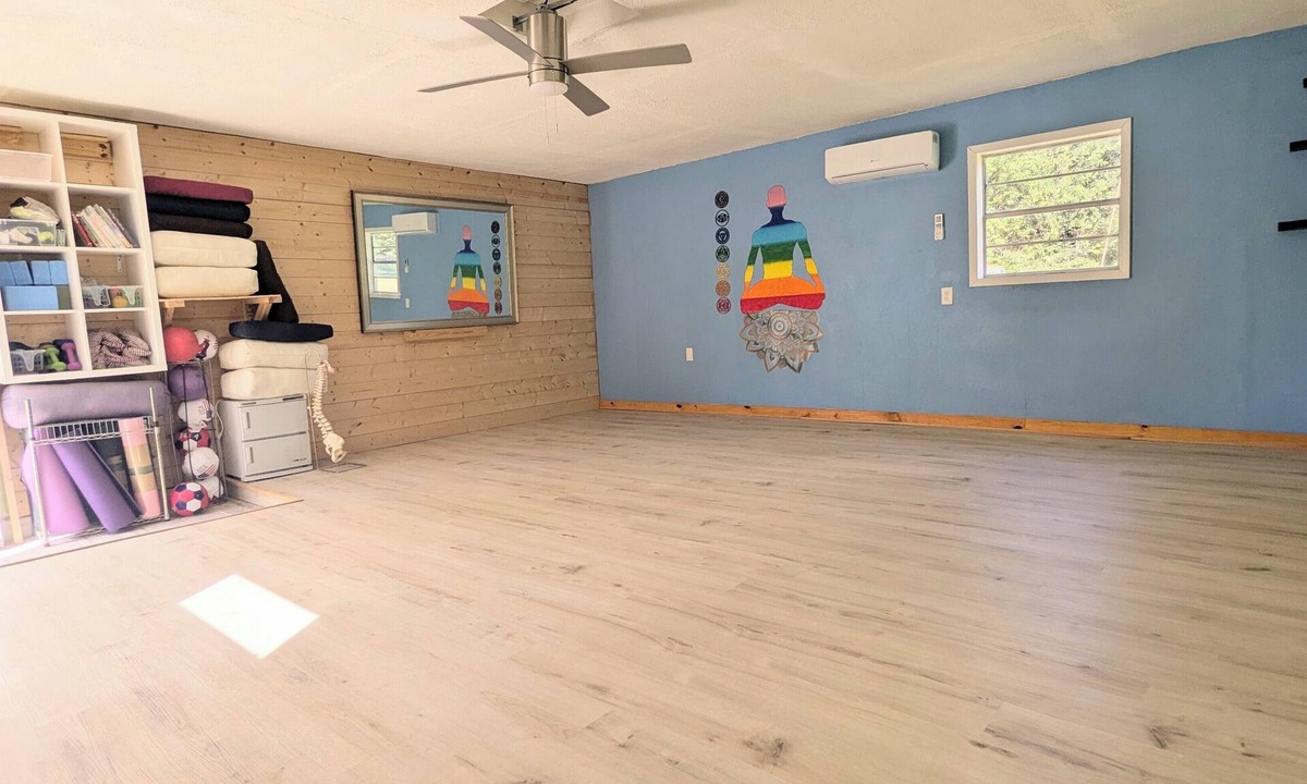 Pottsboro House | Yoga Studio with two houses at Lake Texoma