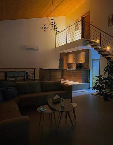 Sahab Villa | Yolandas Luxury Villa with Private Pool