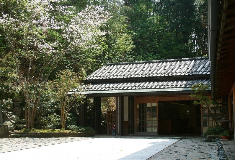 Kaga Hotel | Yoshidaya Sannoukaku