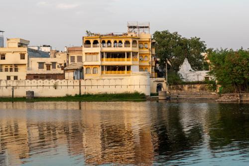 Udaipur Hostel | Young Monk Hostel Udaipur - Jaydurg Haveli