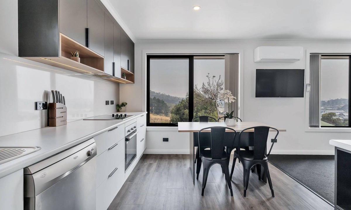Youngtown Apartment | Youngtown Executive Apartments
