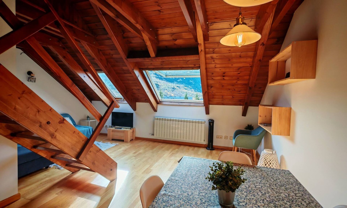Taull Apartment | Your bright duplex with views and comfort - Erta 12