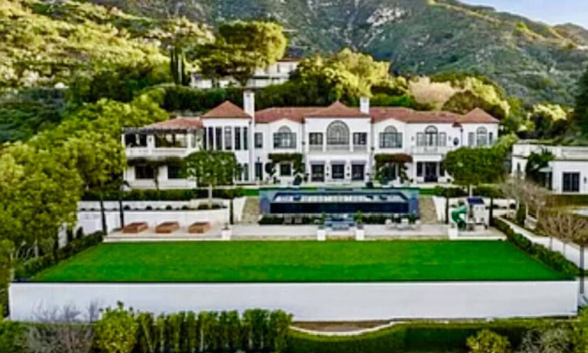 Montecito House | Your Castle in Montecito Awaits you!