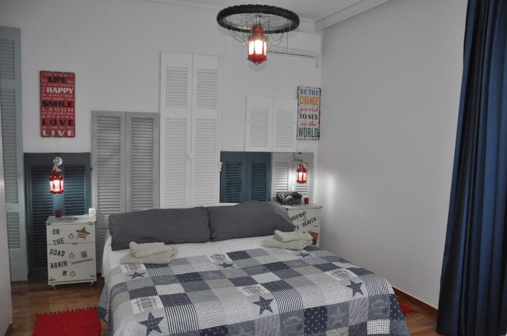 Glyfada Apartment | Your Home