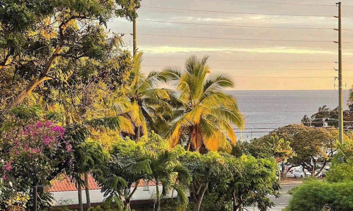 Historic Kailua Village Apartment | Your Kailua-Kona Ocean-View Home Away from Home