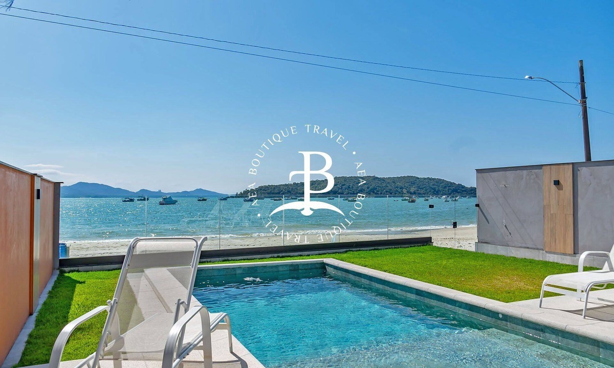Porto Belo Villa | Your Pé na Areia refuge with lush sea views and swimming pool