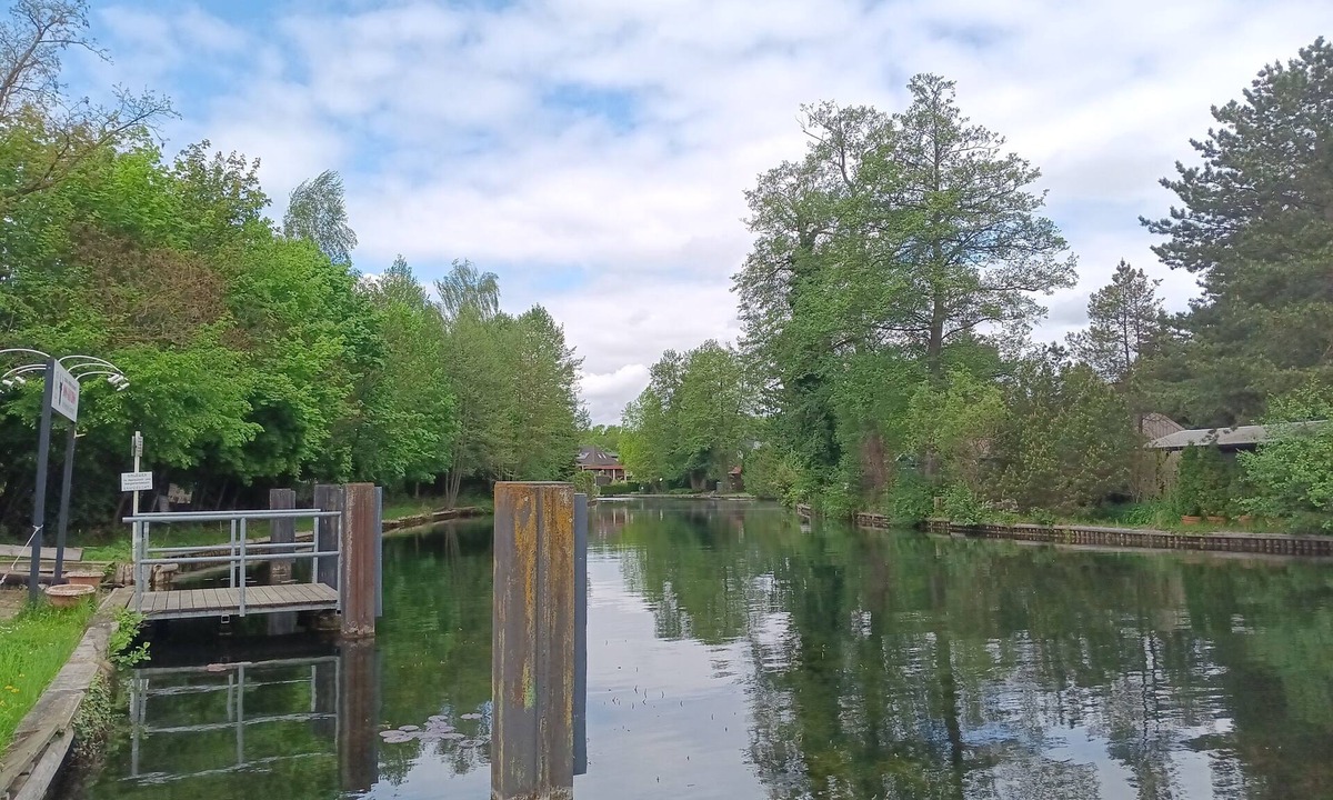 Fangschleuse House | Your time-out in Grünheide: Holiday home - Anchorage on Lake Werlsee with jetty and sauna