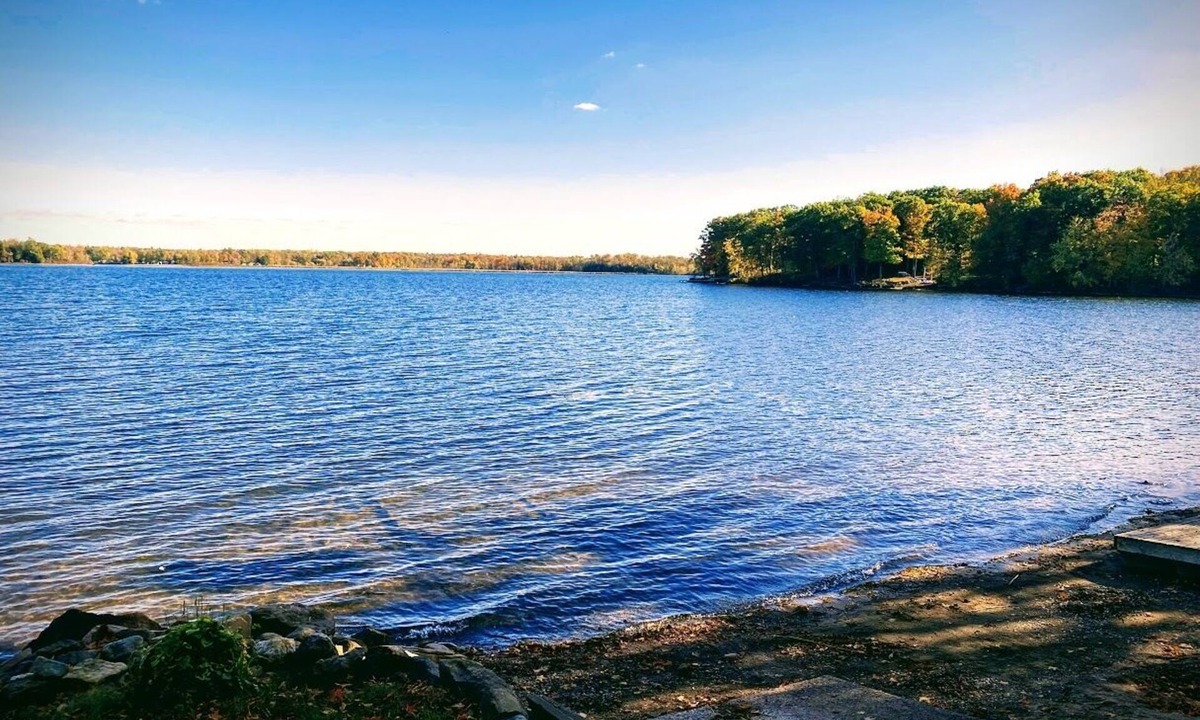 Marmora Cottage | Your Year-Round Escape on Crowe Lake - Welcome to Crowes Landing!