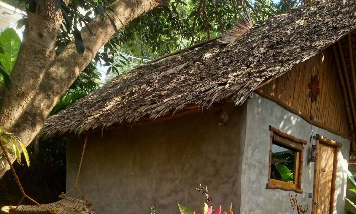 El Nido Cabin | Yucca Bungalow