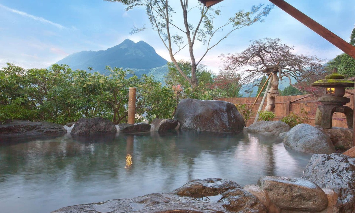 Yufuin Onsen House | Yufuin Sanso Waremokou