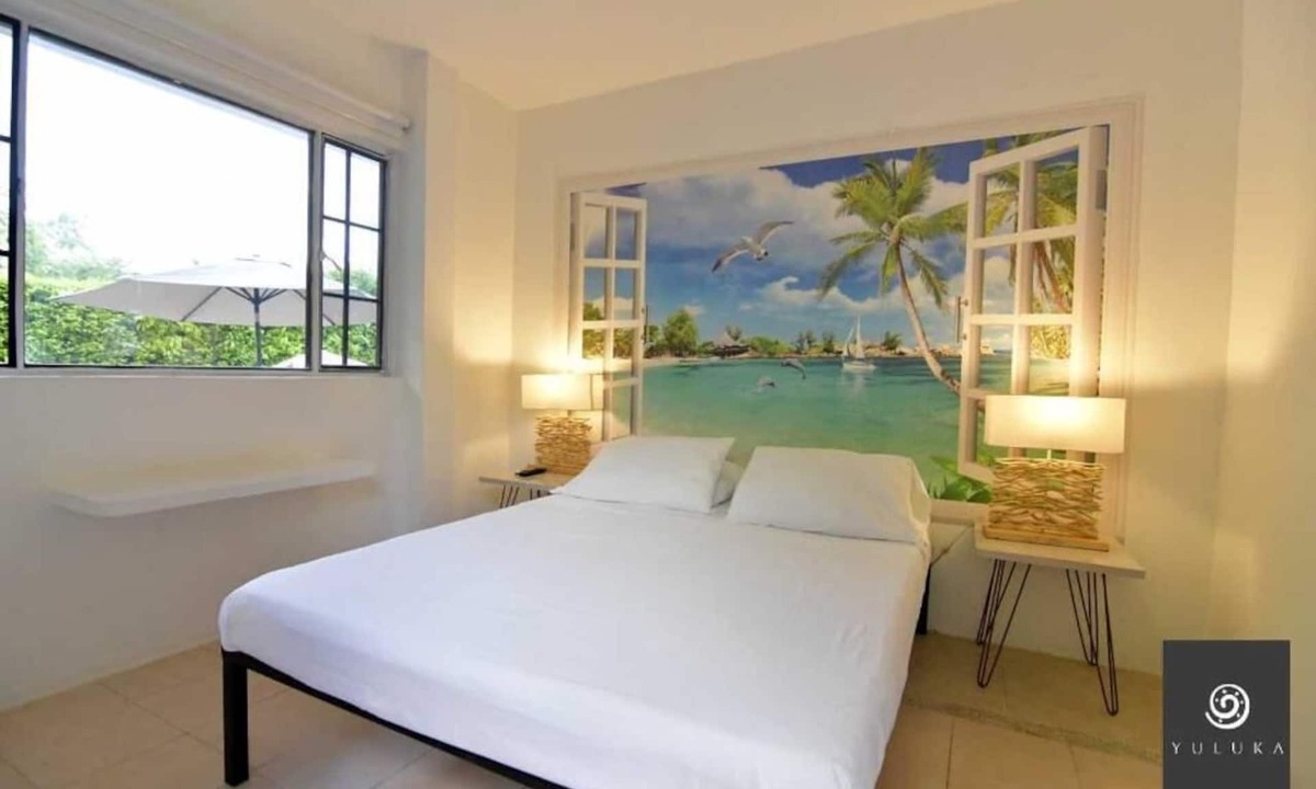Apulo Hotel | YULUKA HOSTEL