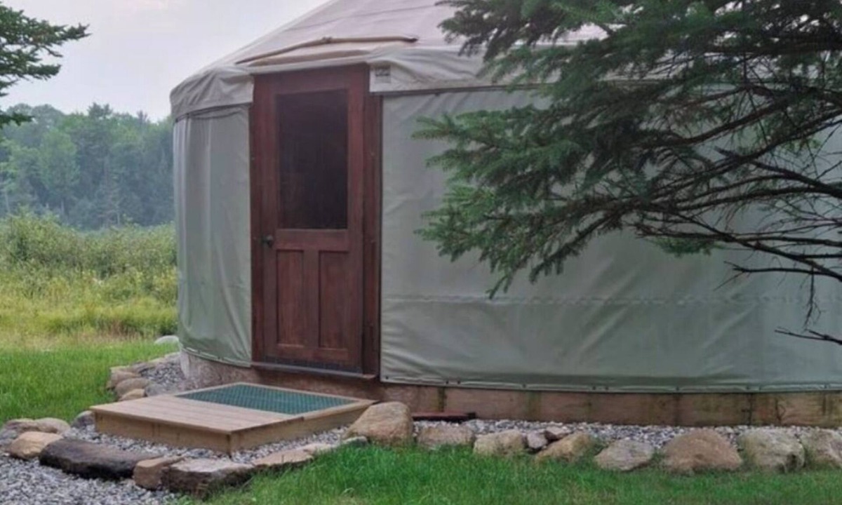 Olmstedville House | Yurt - Red Arrow, rustic yurt in the Adirondacks Gore Mt. 15 mins