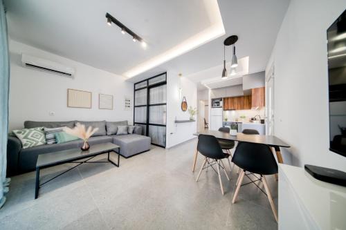 Chios Town Apartment | zaklin home 2