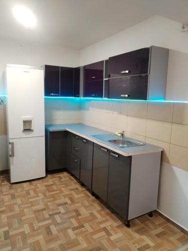 Sector 5 Apartment | Zețarilor 21A