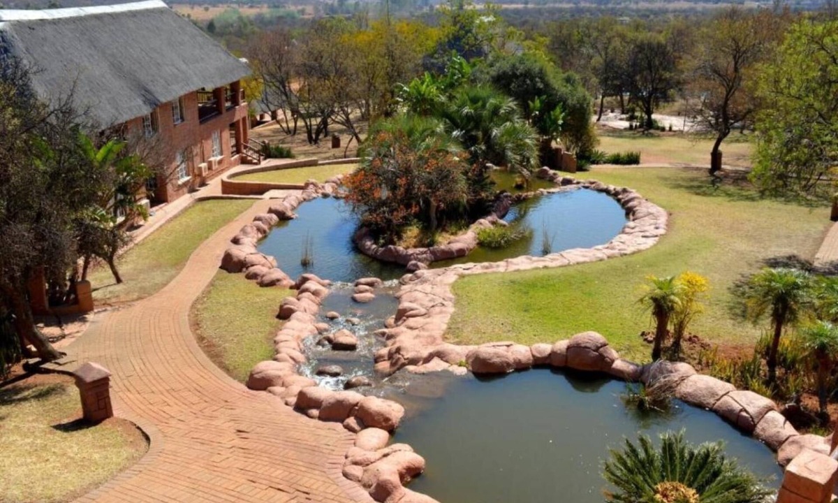 Cullinan Hotel | Zebra Nature Reserve