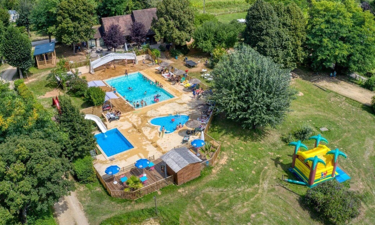 Saint-Cirq House | ZEcamping 3 étoiles familial piscine chauffée mobil-home 32m2