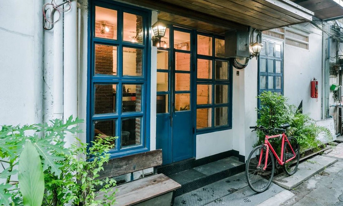 Wat Sam Phraya House | Zeds Hostel Bangkok