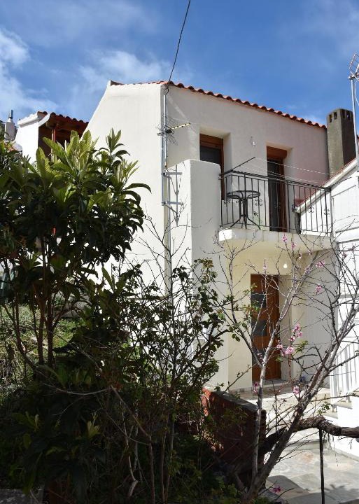 Samothrace House | Zefyros