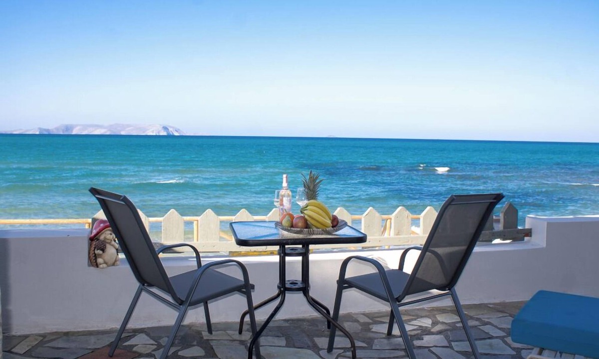 Kokkini Chani House | Zen Beachfront Suite