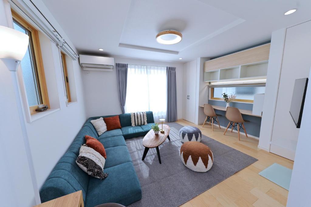 Shinjuku Apartment | Zen Luxe