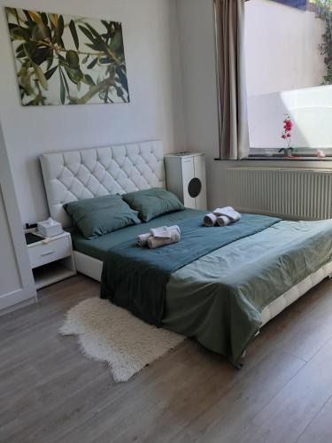 Hoboken House | Zen Olive Guest Room
