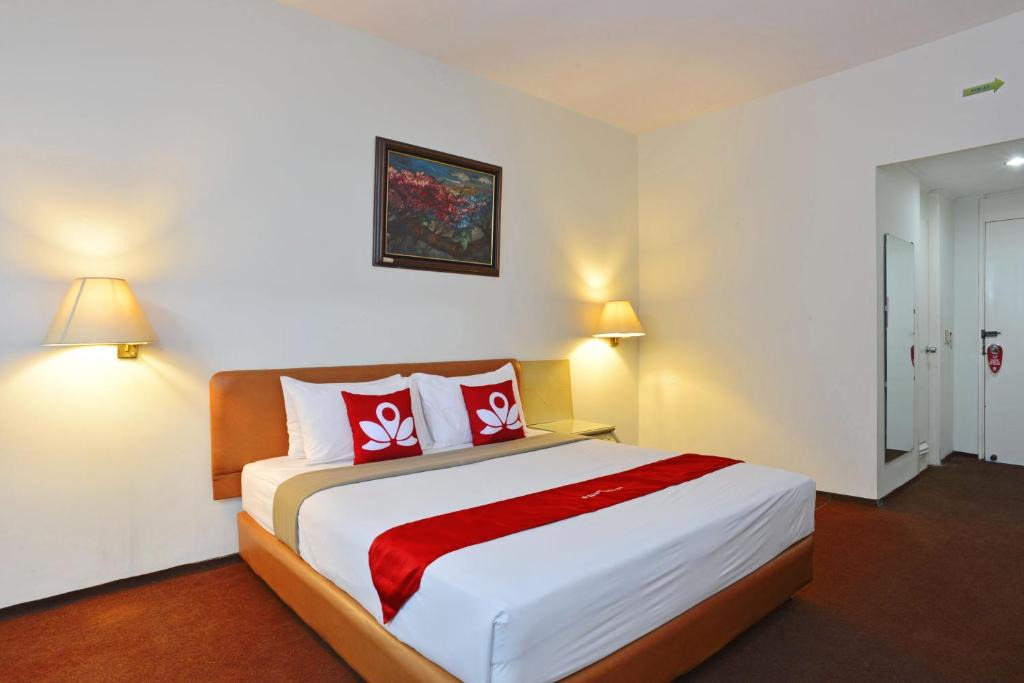 Jakarta Hotel | ZEN Rooms Basic Kebayoran