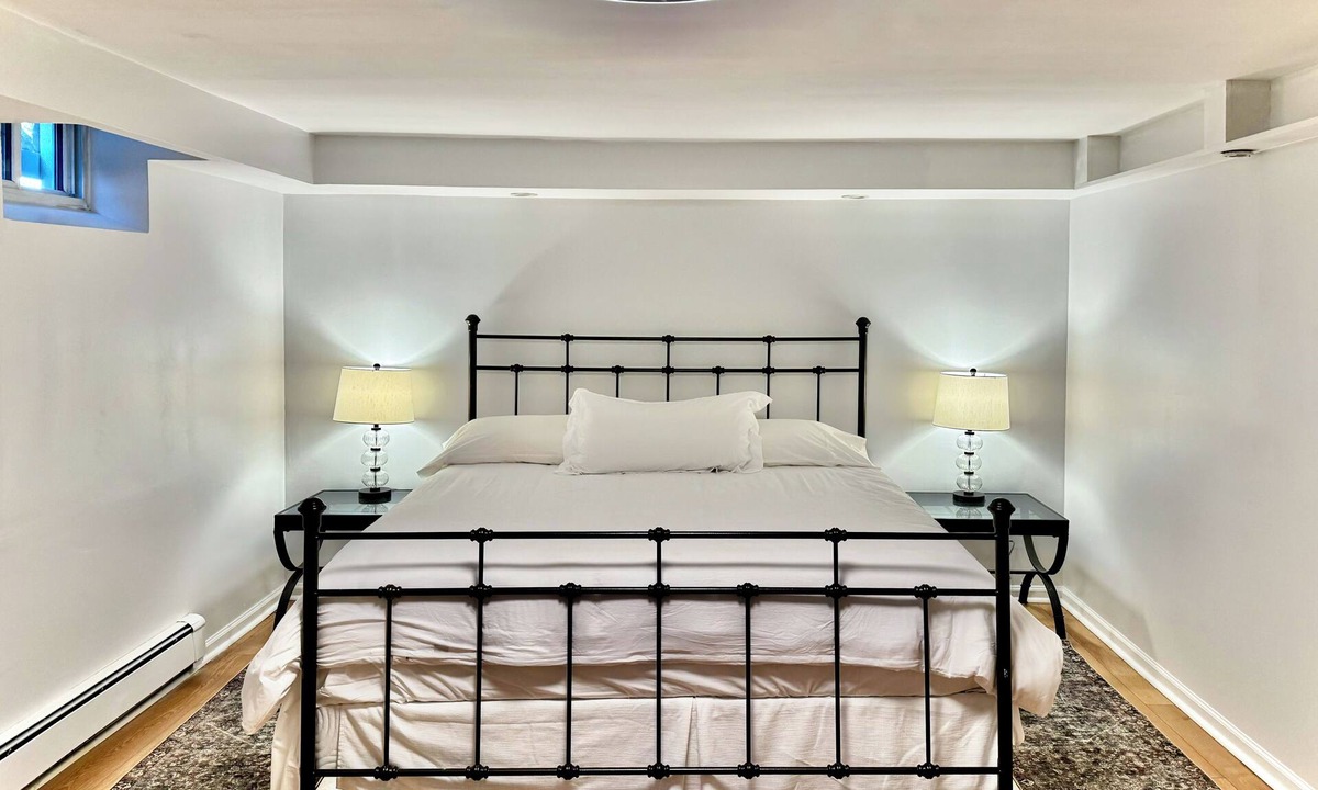 Brooklawn - St. Vincent Apartment | Zen, Spacious & Comfy 2 bed, Lux beds