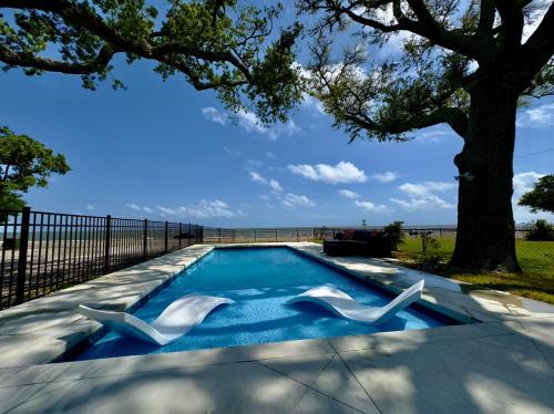 Long Beach House | Zenith Beachfront Signature Stay