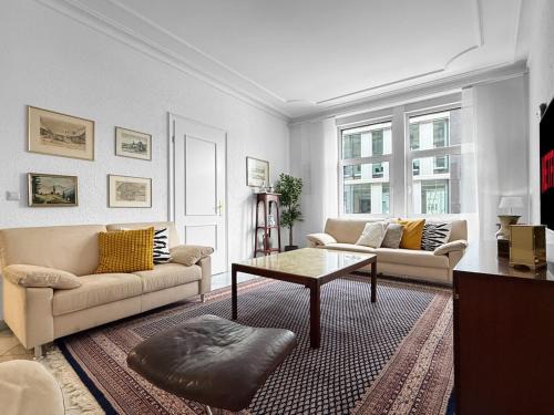 Neue Vorstadt Apartment | Zentrale Wohnung Stuttgart mit Balkon für 10 Gäste