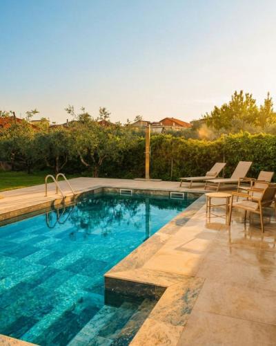 Aiginion Apartment | Zeusplace Magic Pool Villa