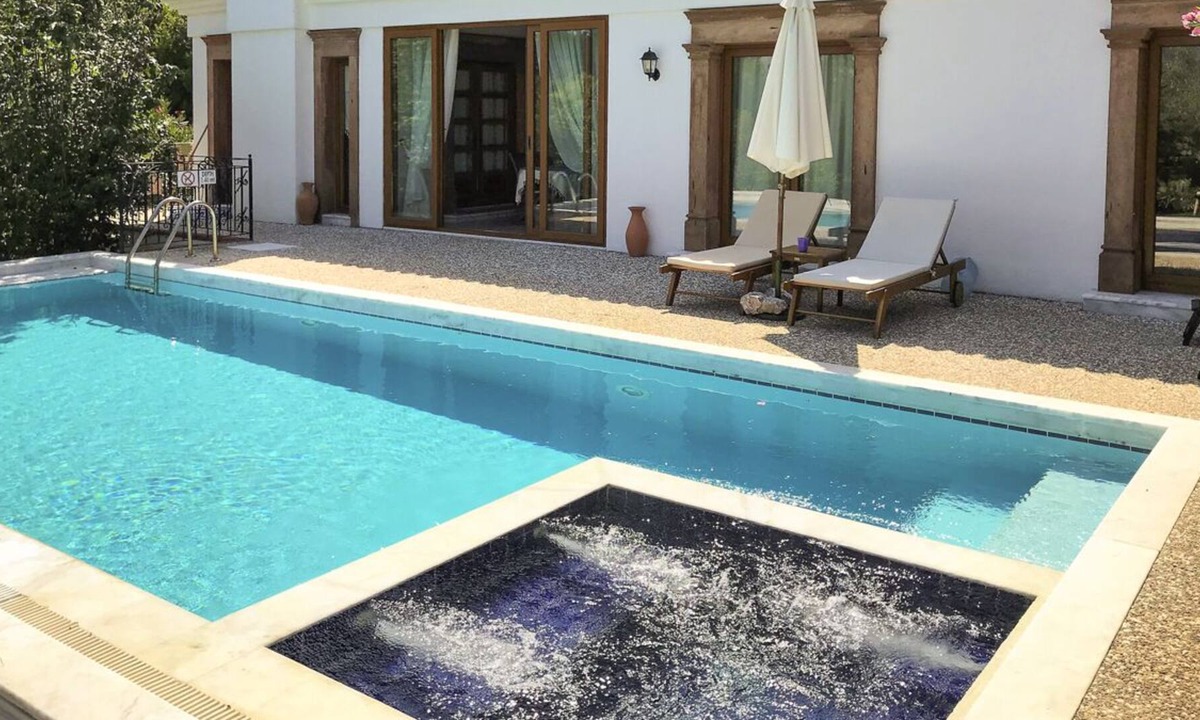Marmaris Villa | Zeytin Evi - Three Bedroom Villa, Sleeps 6