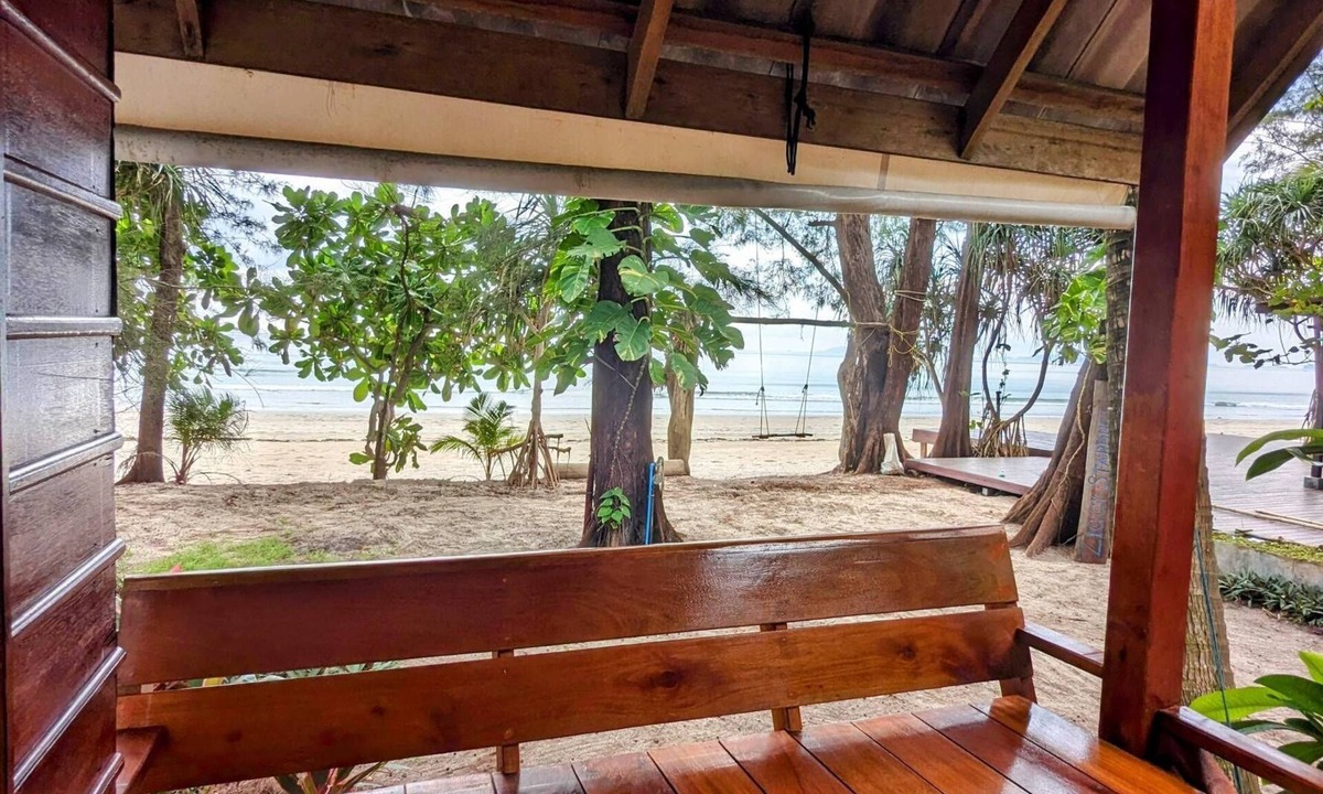 Ranong Resort | Ziggy Stardust