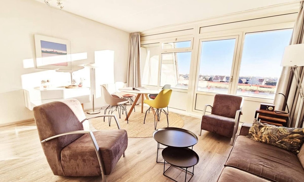 Buren Apartment | Zonzijde 76