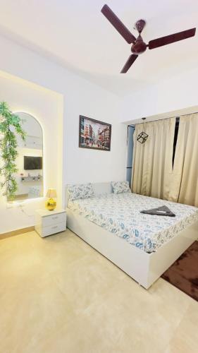 Noida Bed & Breakfast | Zoomstay1bhk