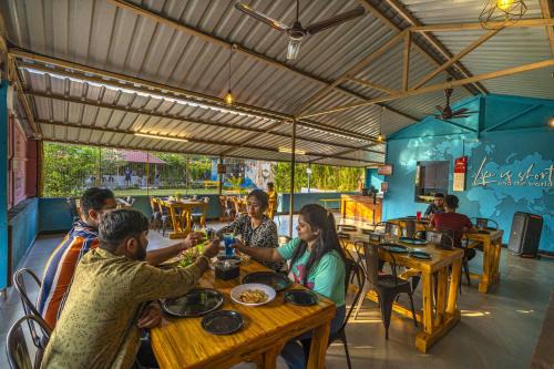 Kolad Hostel | Zostel Kolad