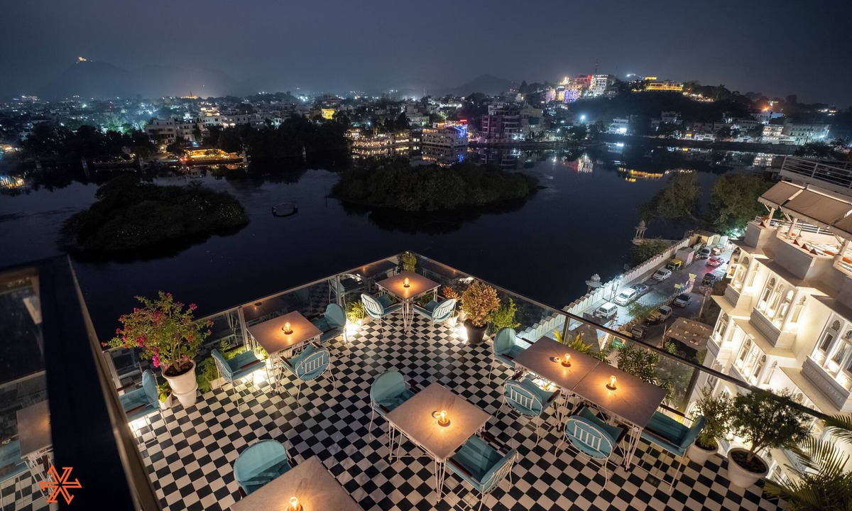 Lake Swaroop Sagar Hostel | Zostel Udaipur - Hostel