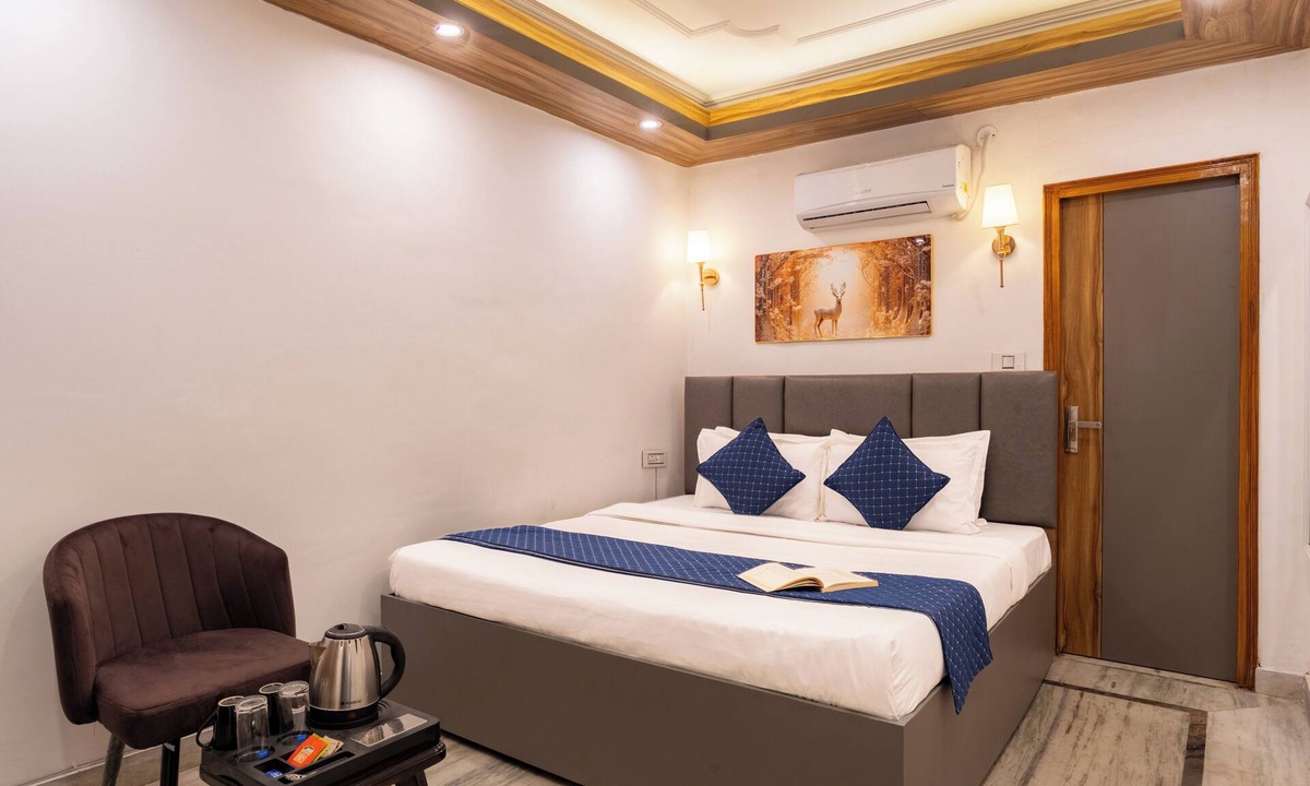 Tapovan Hotel | ZoukStayz – Your Home Away From Home
