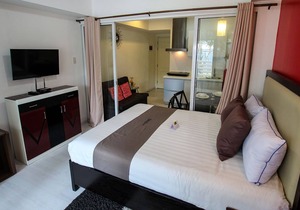 1-BR Beach View @ St. Tropez G07