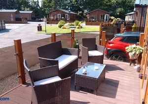 11 Burnside Lodge