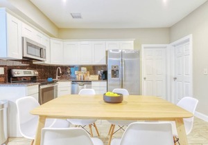 112 m² Apartment ∙ 3 bedrooms ∙ 8 guests