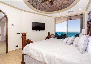 149 m² Condo ∙ 3 bedrooms ∙ 8 guests